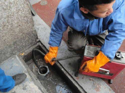 隆德疏通下水道